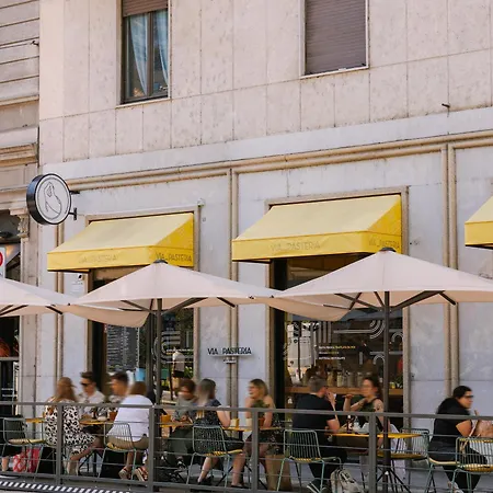 Sonder Missori Hotel